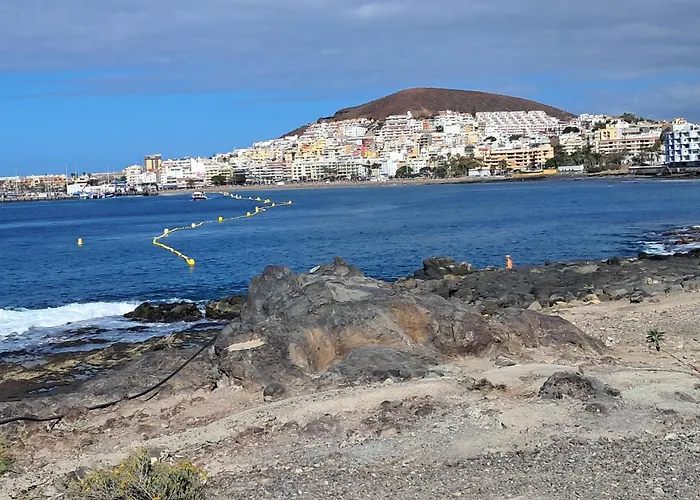 Beach 400Mtr, Top Of Mountain With Spectacular Surround View 200Mtr