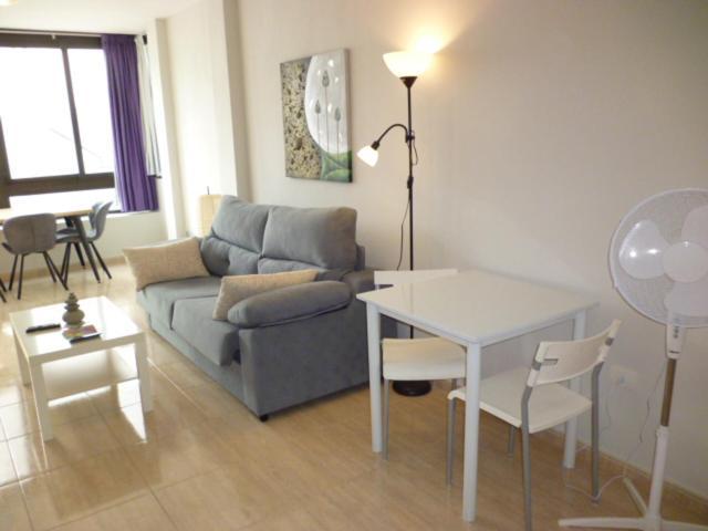 Appartamento 400mtr, Of Mountain With Spectacular Surround View 200mtr Los Cristianos (Tenerife)
